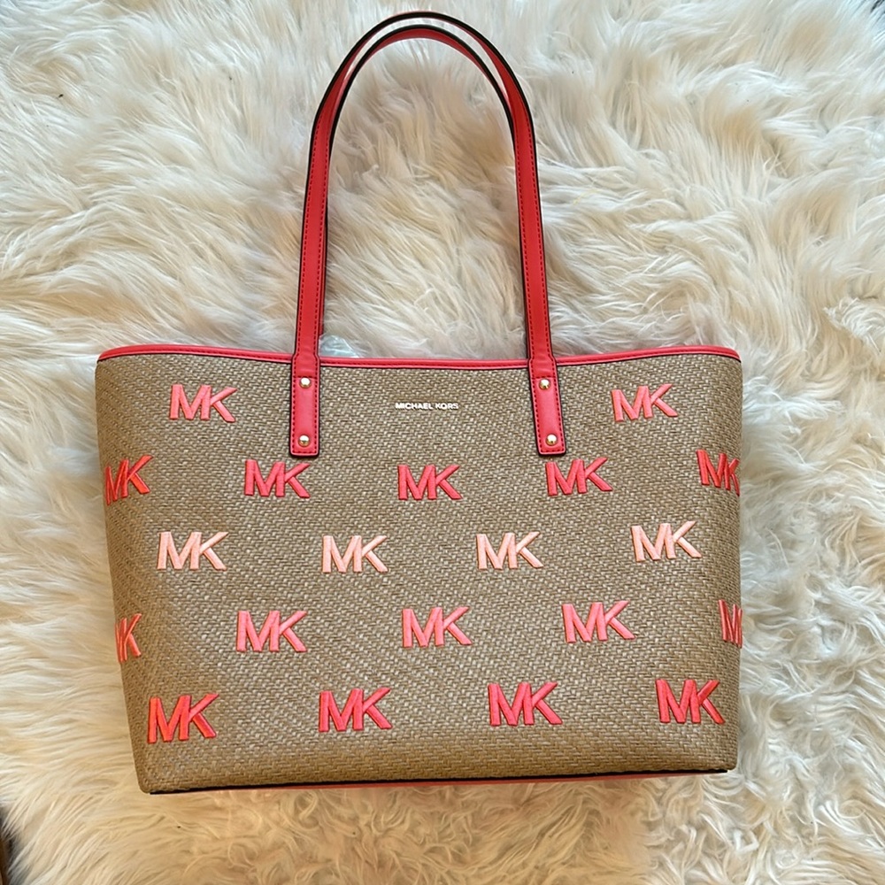Michael Kors Carter Dahlia Multi Large Open Coral Soft Straw Tote